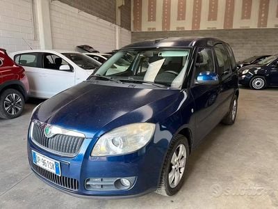 Usata Skoda Roomster Comfort 80 CV (58 kW) 2008 Blu Monovolume
