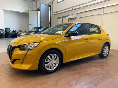 Usata Peugeot 208 Active 75 CV (55 kW) 2023 Giallo Utilitaria