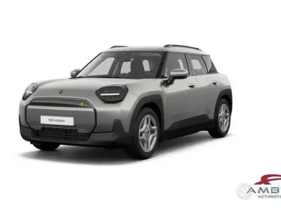 Ny Mini Aceman Essential 160 kW (218 HK) 2026 Grå SUV