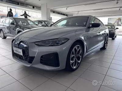 Usata BMW i4 400 kW (544 CV) 2023 Grigio Berlina