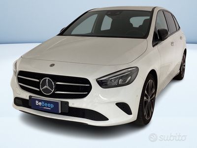 Bianco Usata 2020 Mercedes B180 Monovolume | 24.000 € (Cara)