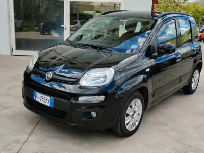 Gebraucht Fiat Panda Lounge 95 PS (69 kW) 2017 Schwarz Kleinwagen