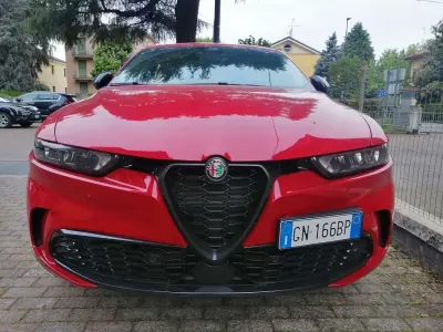 Usado Alfa Romeo Tonale Sprint 131 CV (96 kW) 2023 SUV