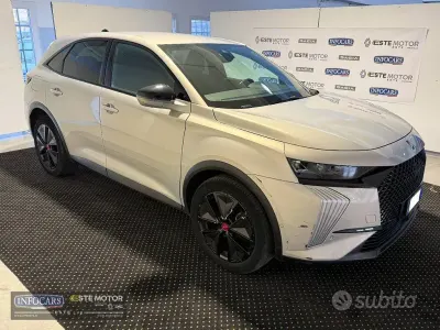 Usata DS Automobiles DS7 Crossback Performance 131 CV (96 kW) 2023 Grigio metallizzato SUV