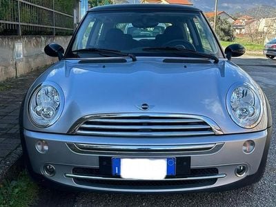 Usata Mini Cooper 116 CV (85 kW) 2005 Grigio Utilitaria