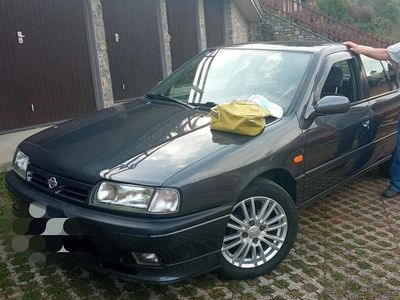 Gebraucht Nissan Primera 95 PS (69 kW) 1990 Grau Limousine