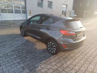Begagnad Ford Fiesta Titanium 75 HK (55 kW) 2023 Grå Halvkombi
