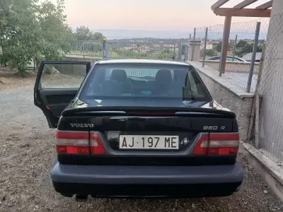 Usata Volvo 850 250 CV (183 kW) 1996 Nero Berlina