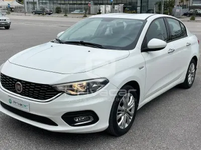 Occasion Fiat Tipo Easy 120 ch (88 kW) 2016 Blanc Berline