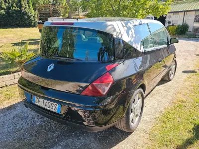 Usata Renault Avantime 150 CV (110 kW) 2003 Nero Monovolume