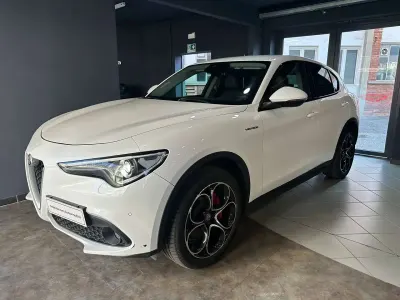 Usata Alfa Romeo Stelvio Veloce 209 CV (153 kW) 2019 Bianco SUV