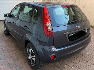Begagnad Ford Fiesta 68 HK (50 kW) 2008 Halvkombi