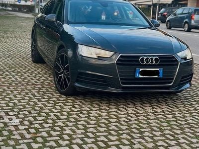 Usata Audi A4 190 CV (139 kW) 2016 Grigio Berlina