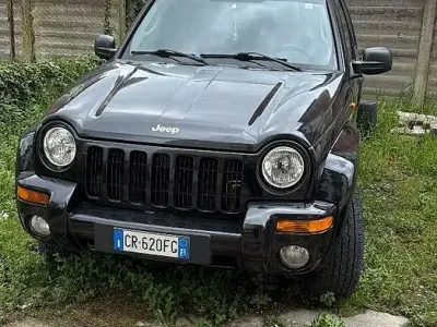 Usata Jeep Cherokee Limited 163 CV (119 kW) 2004 Nero SUV