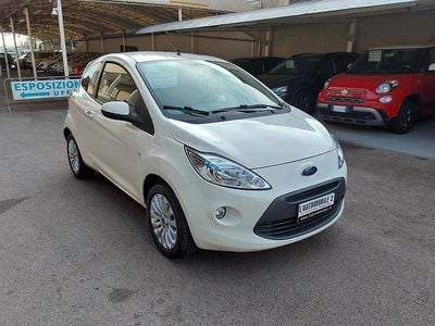 Usata Ford Ka Titanium 75 CV (55 kW) 2011 Bianco Utilitaria