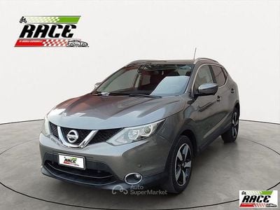 Usata Nissan Qashqai 360º 111 CV (81 kW) 2015 Gray SUV