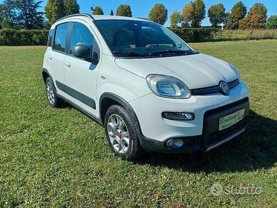 Usata Fiat Panda 4x4 86 CV (63 kW) 2015 Bianco Utilitaria