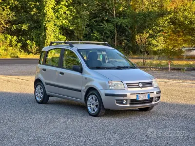 Usata Fiat Panda Emotion 69 CV (50 kW) 2007 Grigio Utilitaria