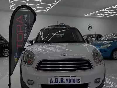 Käytetty Mini Cooper D Countryman 111 HP (81 kW) 2011 Valkoinen Katumaasturi