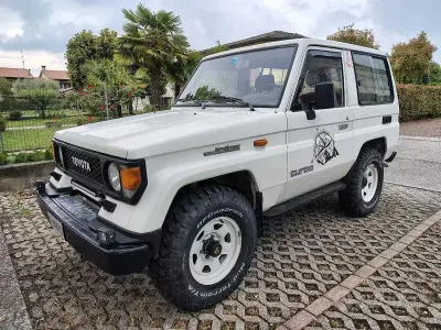 Usata Toyota Land Cruiser 86 CV (63 kW) 1987 Bianco SUV
