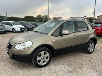 Usata Fiat Sedici Emotion 107 CV (78 kW) 2007 Oro SUV