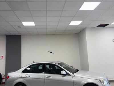 Second-hand Mercedes C220 170 CP (125 kW) 2007 Argintiu Berlinǎ