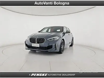 Gebraucht BMW M135 Comfort Edition 306 PS (225 kW) 2022 Grau Kleinwagen