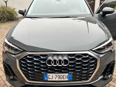 Usata Audi Q3 Sportback Business Plus 150 CV (110 kW) 2022 Grigio SUV