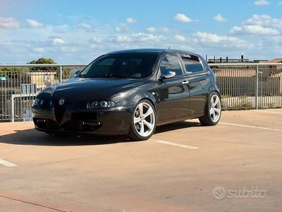 usata Alfa Romeo 147 1.9 JTD (115 CV) cat 5p. Distinctive