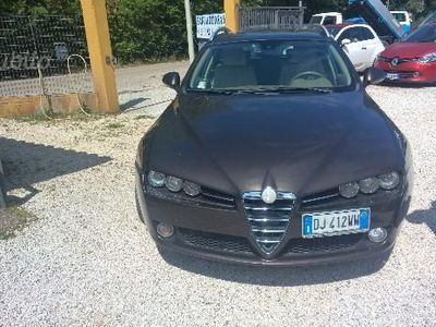Venduto Alfa Romeo 159 2 4 Jtdm 20v 2 Auto Usate In Vendita