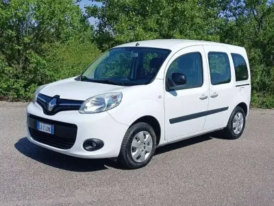 Usata Renault Kangoo Life 95 CV (69 kW) 2020 Bianco Monovolume