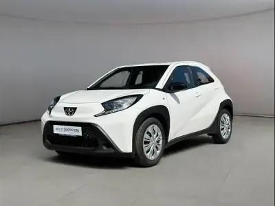 Usata Toyota Aygo X Active 72 CV (52 kW) 2024 Bianco SUV