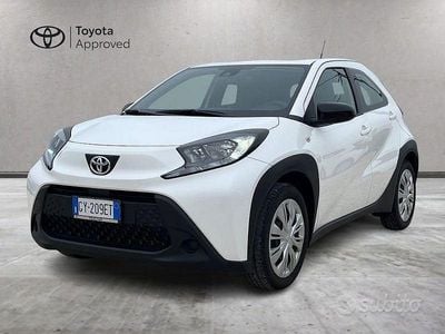 Usata Toyota Aygo X Active 72 CV (52 kW) 2025 Bianco SUV