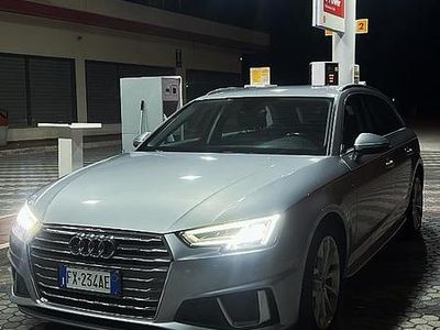Usata Audi A4 S-Line 150 CV (110 kW) 2019 Grigio Station wagon