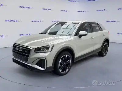 Käytetty Audi Q2 S-Line 110 HP (80 kW) 2025 Hopea Katumaasturi