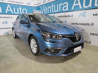 Blu Usata 2018 Renault Mégane IV Business Berlina | 8500 € (Buon prezzo)