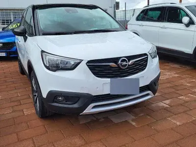 Usata Opel Crossland 99 CV (72 kW) 2018 Bianco SUV