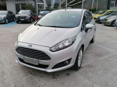 usata Ford Fiesta 1.4 5 PORTE GPL TITANIUM 97cv