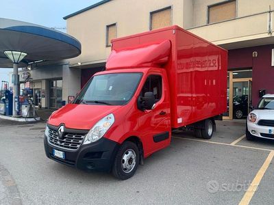 Usata Renault Master 165 CV (121 kW) 2019 Rosso Furgone