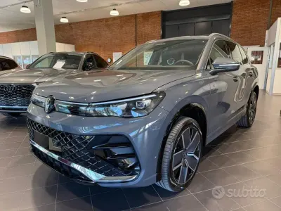 Nuova VW Tiguan 193 CV (141 kW) 2026 Grigio SUV