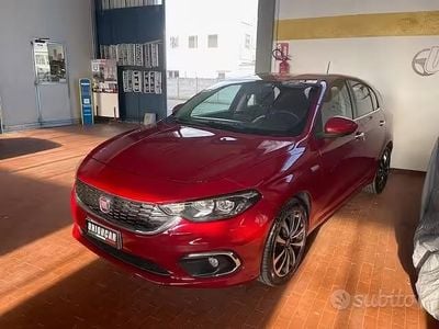 Usata Fiat Tipo Lounge 120 CV (88 kW) 2018 Rosso Berlina