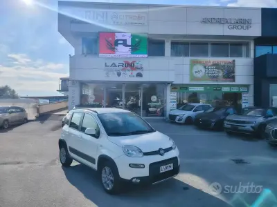 Usata Fiat Panda 4x4 S 75 CV (55 kW) 2012 Bianco Utilitaria