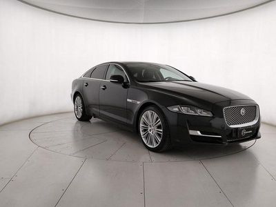 Usata Jaguar XJ Portfolio 300 CV (220 kW) 2020 Nero Berlina