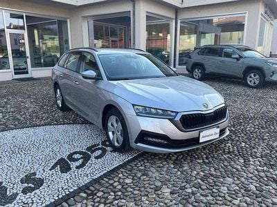 Usata Skoda Octavia Executive 116 CV (85 kW) 2023 Argento Station wagon