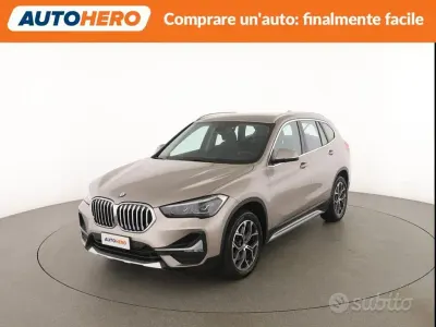 Usata BMW X1 xLine 150 CV (110 kW) 2022 Oro SUV