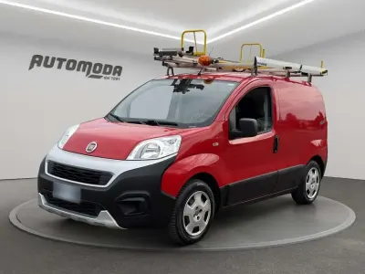 Usata Fiat Fiorino 95 CV (69 kW) 2017 Rosso Monovolume