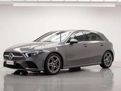 Usata Mercedes A180 Premium 116 CV (85 kW) 2021 Grigio Berlina