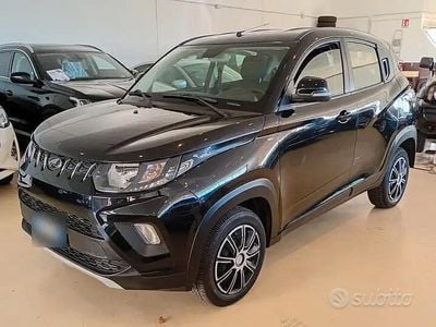 Usata Mahindra KUV100 87 CV (63 kW) 2020 Nero SUV