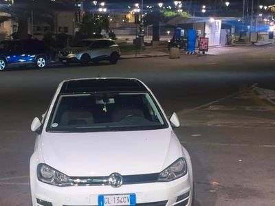 Usata VW Golf VII Advance 110 CV (80 kW) 2015 Bianco Berlina
