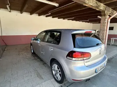 Usata VW Golf VII Highline 140 CV (102 kW) 2012 Berlina